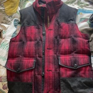 Men’s red and black plaid, Yukon Model EB500 down filled vest.